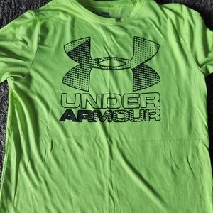 Under Armour t-shirt